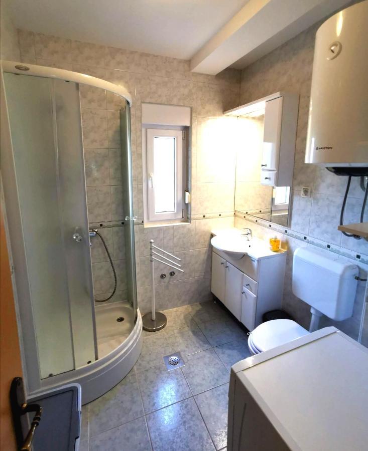 Apartment Dundo In Quiet Green Area Μεντουλίν Εξωτερικό φωτογραφία