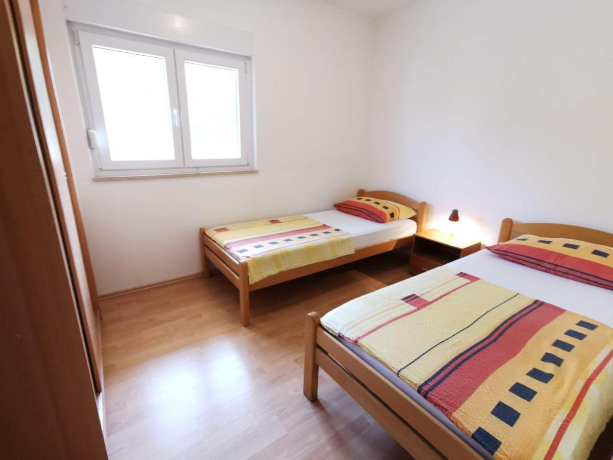 Apartment Dundo In Quiet Green Area Μεντουλίν Εξωτερικό φωτογραφία