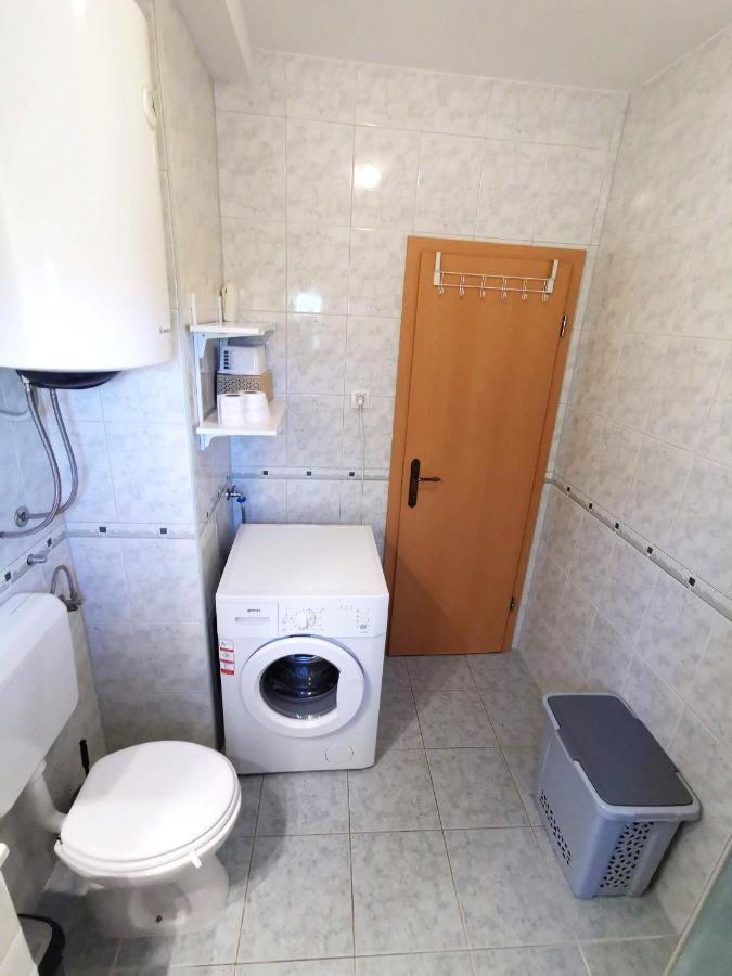 Apartment Dundo In Quiet Green Area Μεντουλίν Εξωτερικό φωτογραφία